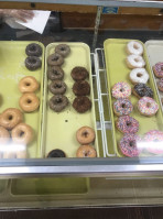 Zak's Donuts inside