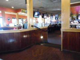 Applebee's inside