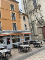 Restaurant de la Cathedrale inside