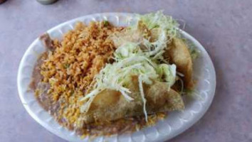Alfredo's Mexican Food inside