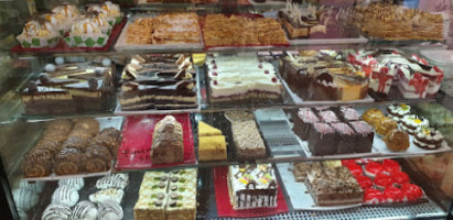 Avesto Sweets (shirin Pishiriqlar) food