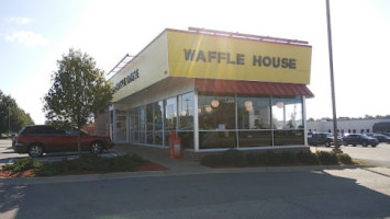 Waffle House outside