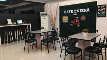Cafe Siena inside