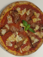Enri's Pizza Di Suzzi Romania food