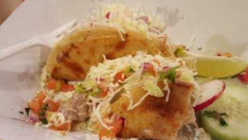 Panchos Tacos food