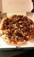 Deschner's Pizza food