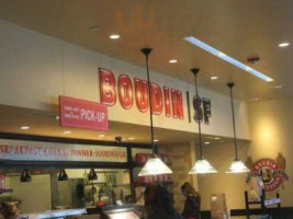 Boudin Bakery outside