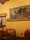 Pizzeria Al Vecchio Rotone inside