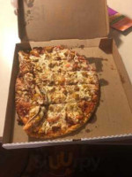 Heady's Pizza food