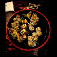 Yu Mi Sushi food
