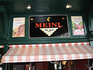 Meinl's Weinbar inside