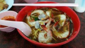 Geylang Prawn Noodles East food