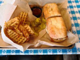 Dickey's Barbecue Pit food