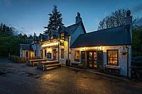Kilchrenan Inn outside