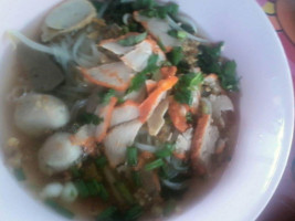 ก๋วยเตี๋ยวเรือนายขุนเดช food