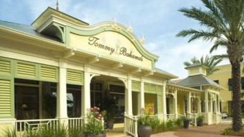 Tommy Bahama Restaurant & Bar - Sandestin outside