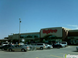 Hy-vee outside