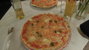 Pizzeria Gemelli food