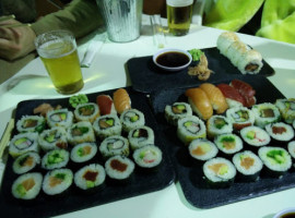 Ostreria Sushi De Mercado food