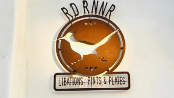 Rd Rnnr Libations Pints Plates food