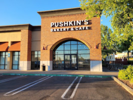 Pushkin's Bakery Cafe Roseville outside