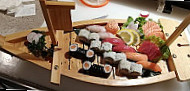 Somi Sushi food