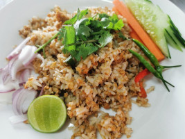 ร้านสำรับกับข้าว “อ่างทอง” food