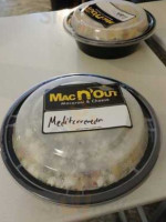 Mac N' Out Macaroni Cheese Bridgeport inside
