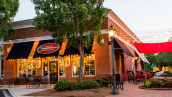 Cornelius Drafthouse And Bottle Shop outside