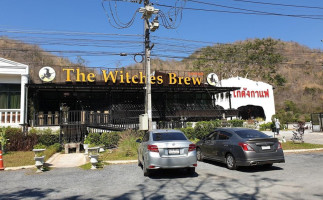 The Witches Brew Khao Yai food