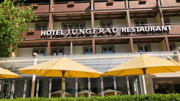 Jungfrau Hotel food