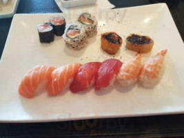 Nemo Sushi food