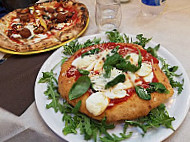 Pizzeria Regina Margherita Andrea food