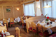 Hotel Rstaurant Traube food