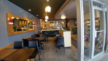 Sushi Shop Chambly inside