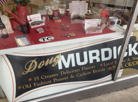 Doug Murdick's Fudge outside