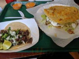 Gorditas El Gordo food