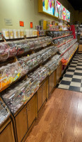 Old Town Sweet Shop outside