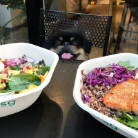 Sweetgreen W 3rd food