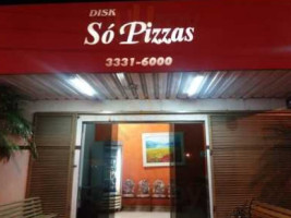 Só Pizza outside