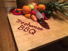 Treehouse Bbq food