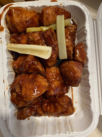 America’s Best Wings food