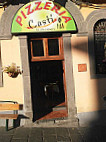 Pizzeria Casti outside