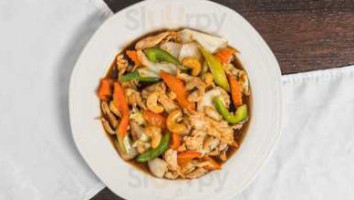 Chili Basil Thai Grill food