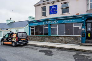 The Strand Seafood Bistro Guesthouse And Cafe outside