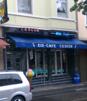 Eiscafe Cescon outside