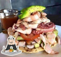 Mariscos Titanic food