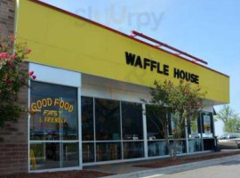 Waffle House outside