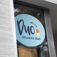 Duo - Sicilian Ice Cream outside