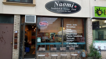 Naomi Cafe outside